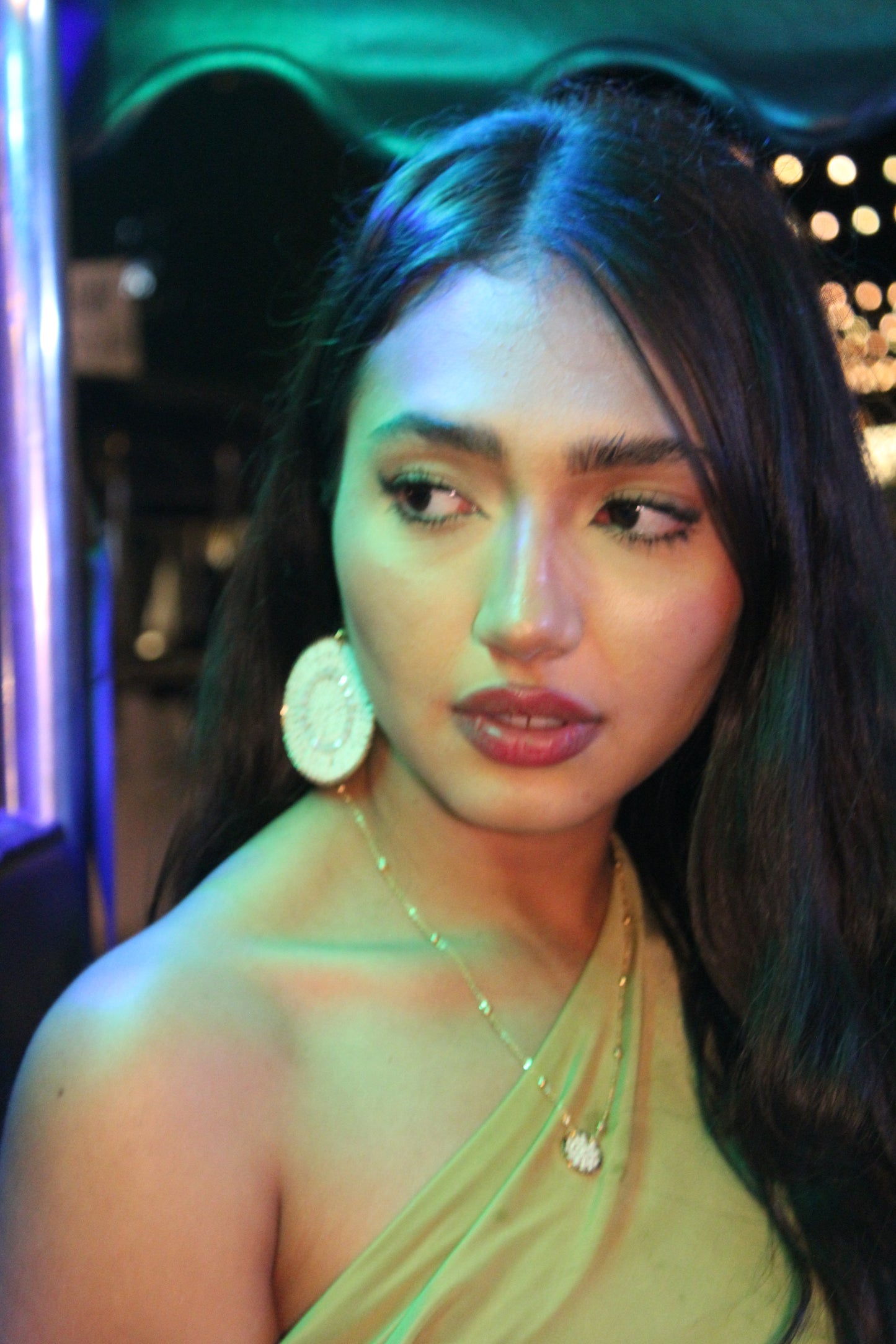 Collar de Cristales Tejidos con Chapa de Oro 23K - Gaelle