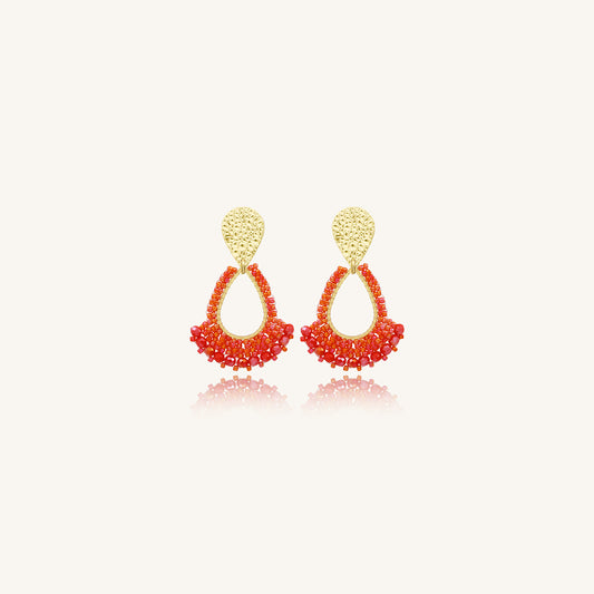 Aretes con Cristales Tejidos Coral y Chapa de Oro 23K - Mini Río